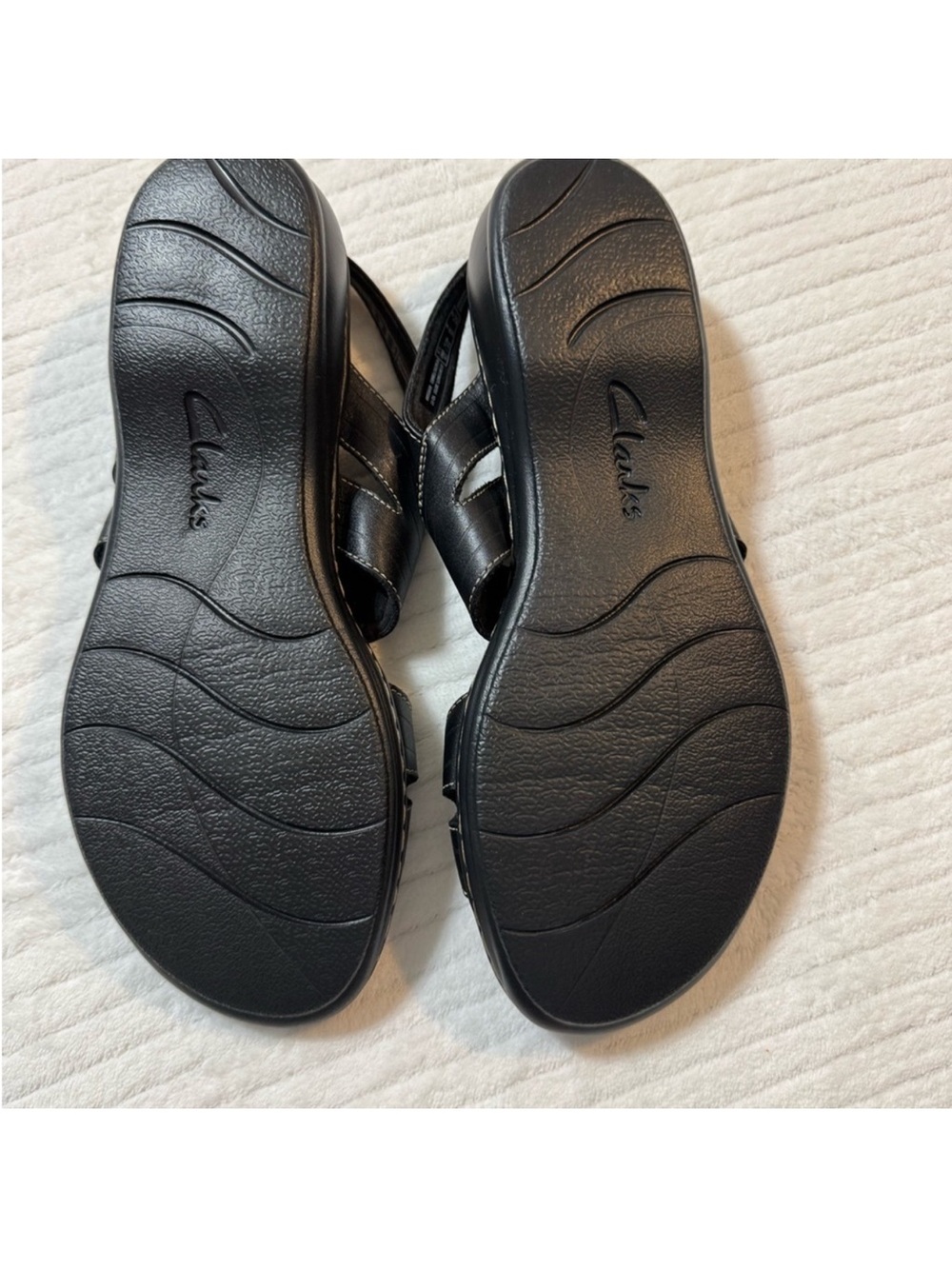 Clarks Black Leather Slingback Sandals with Decorative Straps - Picture 3 of 5